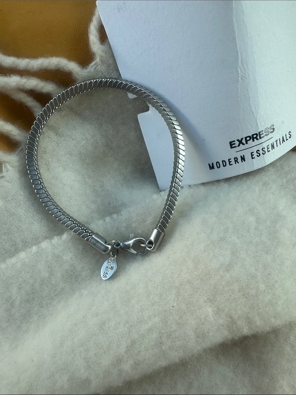 Express Modern Essentials New Silver-Tone Herringbone Bracelet with Branded Tag